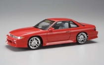 Сборные пластиковые модели японских автомобилей